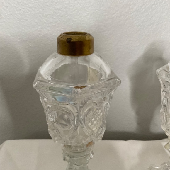 antique glass whale oil lamps, likely dating back to the mid-19th century - Picture 6 of 11